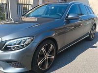 Usata Mercedes C180 122 CV (89 kW) 2019 Grigio Station wagon