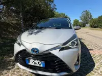 Usata Toyota Yaris Hybrid Active 75 CV (55 kW) 2017 Berlina