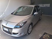 Usata Renault Scénic III Dynamique 110 CV (80 kW) 2010 Grigio Monovolume