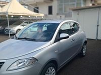 Usata Lancia Ypsilon Silver 69 CV (50 kW) 2013 Argento Utilitaria