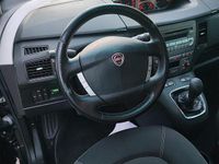 Usata Lancia Musa 77 CV (56 kW) 2012 Nero Monovolume