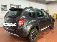 Usata Dacia Duster Prestige 110 CV (80 kW) 2016 Grigio SUV