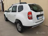 Usata Dacia Duster 105 CV (77 kW) 2015 Bianco SUV