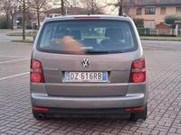 Usata VW Touran Highline 109 CV (80 kW) 2009 Grigio Monovolume