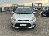 Usata Ford Fiesta Titanium 82 CV (60 kW) 2011 Grigio Berlina