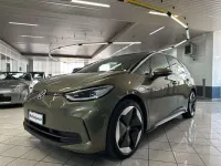 Usata VW ID.3 Pro 69 kW (95 CV) 2023 Verde Utilitaria