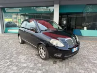 Usata Lancia Ypsilon 69 CV (50 kW) 2012 Nero Utilitaria
