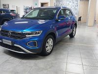 Usata VW T-Roc Life 110 CV (80 kW) 2022 Blu SUV