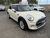 Usata Mini One D Hype 115 CV (84 kW) 2017 Beige Utilitaria