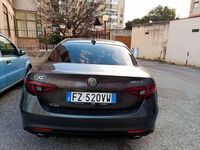Usata Alfa Romeo Giulia Super 179 CV (131 kW) 2017 Grigio Berlina