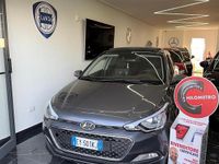 Usata Hyundai i20 Style 75 CV (55 kW) 2015 Grigio Berlina