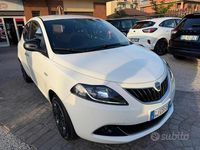 Usata Lancia Ypsilon Gold 69 CV (50 kW) 2022 Bianco Utilitaria