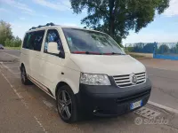Usata VW Multivan 174 CV (127 kW) 2005 Bianco Monovolume