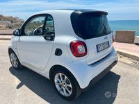 Usata Smart ForTwo Coupé 71 CV (52 kW) 2015 Utilitaria