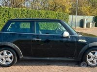 Usata Mini Cooper 75 CV (55 kW) 2009 Nero Utilitaria