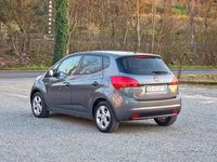 Usata Kia Venga EX 89 CV (65 kW) 2010 Grigio Utilitaria