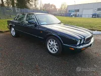 Usata Jaguar XJ 284 CV (208 kW) 2000 Verde Berlina