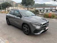 Usata Mercedes GLA200 Premium 150 CV (110 kW) 2023 Grigio SUV