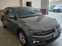 Usata VW Polo Comfortline 90 CV (66 kW) 2019 Grigio Utilitaria