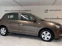Usata Dacia Sandero Comfort 75 CV (55 kW) 2019 Marrone Berlina