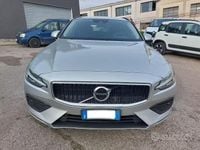 Usata Volvo V60 R-Design 150 CV (110 kW) 2019 Grigio Station wagon