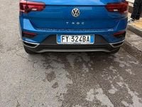 Usata VW T-Roc 116 CV (85 kW) 2019 Blu SUV
