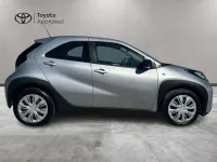 Usata Toyota Aygo X Active 72 CV (52 kW) 2022 Grigio SUV