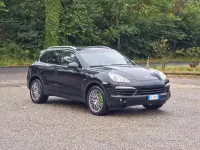 Usata Porsche Cayenne 240 CV (176 kW) 2011 Nero SUV