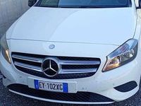 Usata Mercedes A180 109 CV (80 kW) 2015 Berlina