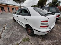 Usata Fiat Brava 101 CV (74 kW) 2001 Bianco Utilitaria