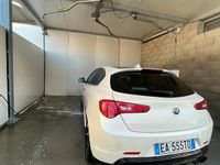 Usata Alfa Romeo Giulietta Exclusive 170 CV (125 kW) 2010 Bianco Utilitaria