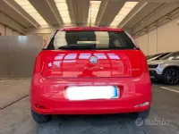 Usata Fiat Punto 2012 Rosso Utilitaria