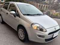 Usata Fiat Punto Street 69 CV (50 kW) 2015 Argento Utilitaria