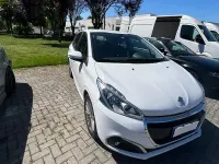 Usata Peugeot 208 Active 82 CV (60 kW) 2016 Bianco Utilitaria
