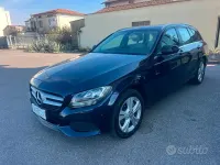 Usata Mercedes C200 136 CV (100 kW) 2016 Blu/azzurro Station wagon