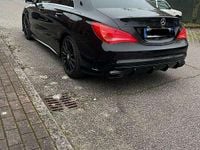 Usata Mercedes CLA220 Premium 177 CV (130 kW) 2016 Nero Berlina