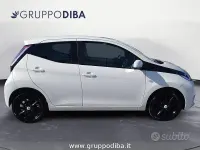 Usata Toyota Aygo X-play 69 CV (50 kW) 2017 Bronzo Utilitaria