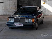 Usata Mercedes E300 179 CV (131 kW) 1991 Nero Coupé