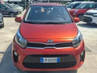 Usata Kia Picanto X-Line 67 CV (49 kW) 2023 Arancione Utilitaria