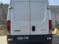 Usata Iveco Daily 156 CV (114 kW) 2017 Bianco Furgone
