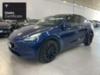 Usata Tesla Model Y Long Range AWD 258 kW (351 CV) 2021 Deep blue metallic SUV