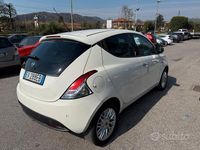 Usata Lancia Ypsilon S 86 CV (63 kW) 2014 Bianco Utilitaria