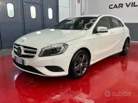 Usata Mercedes A180 122 CV (89 kW) 2015 Bianco Berlina