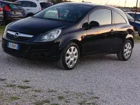 Usata Opel Corsa Edition 95 CV (69 kW) 2010 Nero Utilitaria