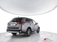 Usata Mitsubishi Outlander Intense 150 CV (110 kW) 2016 Grigio SUV