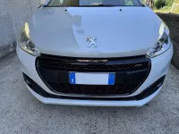 Usata Peugeot 208 GT-line 100 CV (73 kW) 2017 Utilitaria