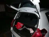 Gebraucht Suzuki Swift 75 PS (55 kW) 2011 Weiß Kleinwagen