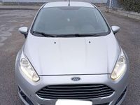 Usata Ford Fiesta Titanium 75 CV (55 kW) 2017 Argento Berlina
