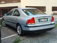 Usata Volvo S60 170 CV (125 kW) 2001 Grigio Berlina