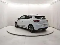 Usata Renault Clio V 140 CV (102 kW) 2021 Bianco nacrè Berlina
